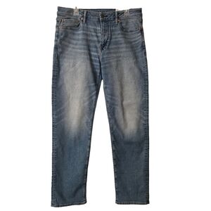 American Eagle AirFlex+ Original Straight Jeans – 33x32, Campus Brights (NWT)